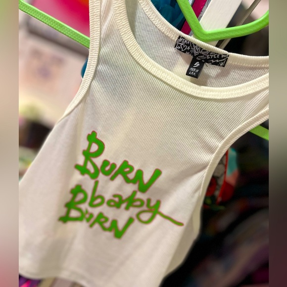 Dolls Kill Baby's Gotta Burn Cropped White Stretch Ribbed Jersey Tank Top (S) - Picture 3 of 7